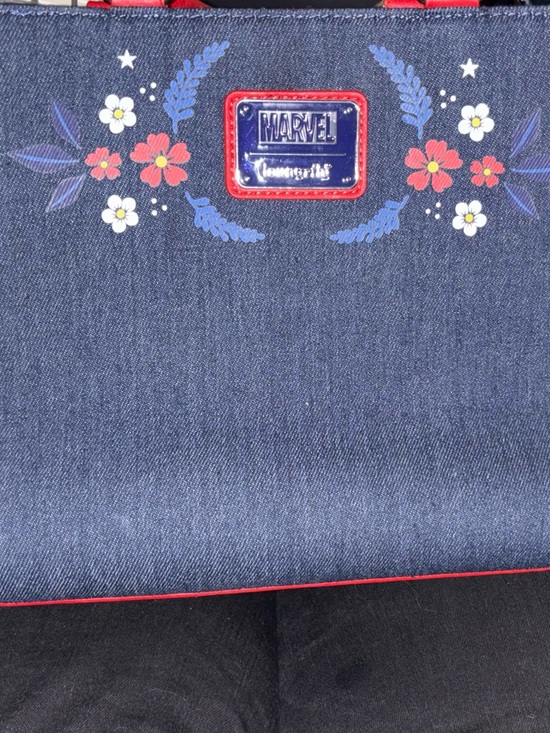 Marvel Loungefly Captain America 80th Anniversary Floral Shield Crossbody Purse - Picture 12 of 13